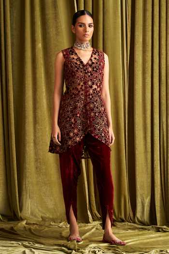 Qala Clothing Reeva Floral Embroidered Kurta With Dhoti Pant 
