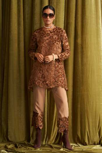 Qala Clothing Kaia Floral Cut Work Kurta With Pant 