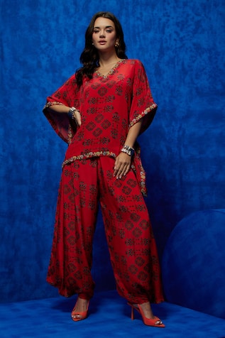 Nautanky Twilight Blossom Print Kaftan & Pant Set 