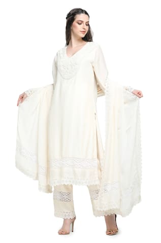 Shruti Sancheti Florid Lace Pearl Embellished Straight Kurta Pant Set 