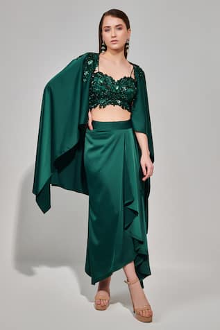 One Knot One Draped Skirt Set With Embroidered Cape 