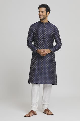 Diamond Crest Pattern Kurta Set 