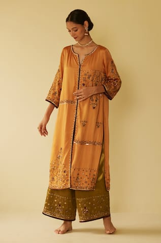 Sarang Kaur Farida Hand Embroidered Kurta & Pant Set 