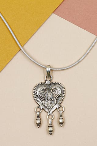 Bird Carved Pendant Chain Necklace 