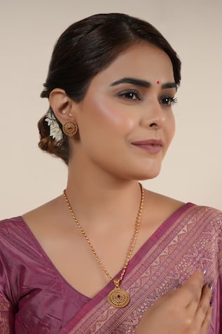 SMARS JEWELRY Floral Ruby Stone Embellished Necklace Set 