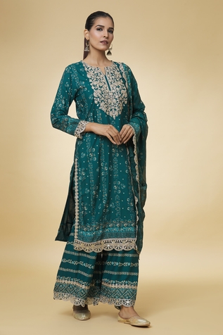 Adara Khan Stripe Print Kurta Gharara Set