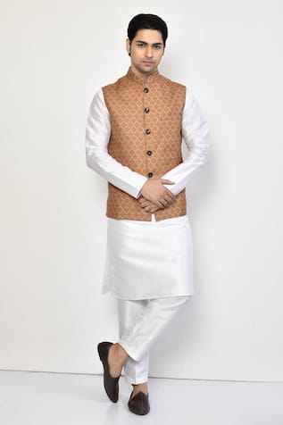 Mughal Print Bundi & Kurta Set 