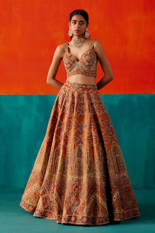 Aman Takyar Embroidered Bridal Lehenga Set With Scalloped Blouse 