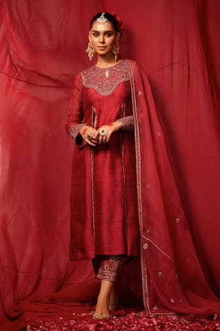 TABEER INDIA Crystal Embellished Kurta Set 