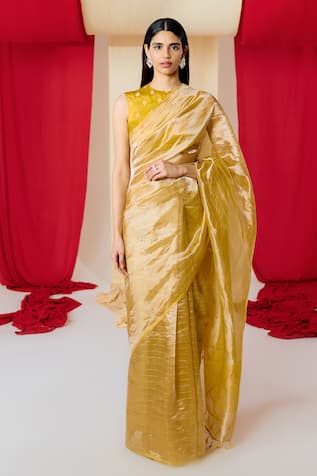 Ekaya Linear Handwoven Saree 