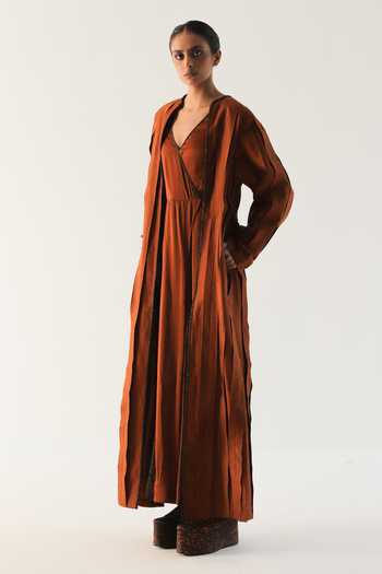 Til Russet Pleated Overlay 