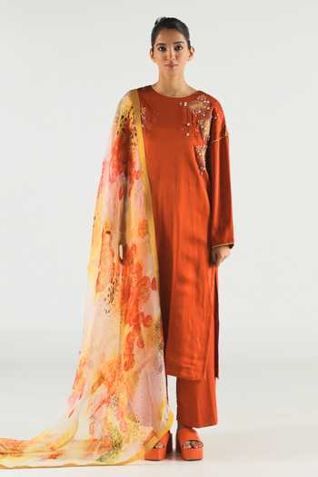 Til Sedona Embroidered Boyfriend Kurta & Pant Set 