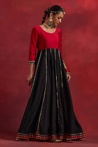 TIC Ghoomar Colour Block Anarkali 