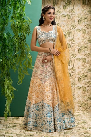 Are there online platforms that specialize in designer lehengas? - Quora