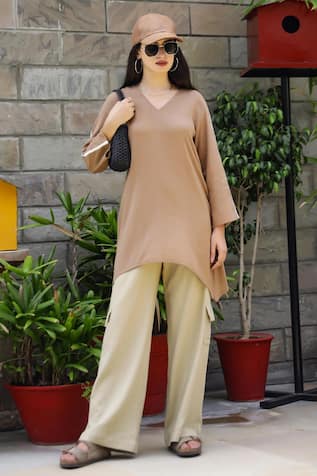 Gulaal A-Line Tunic With Cargo Pant 