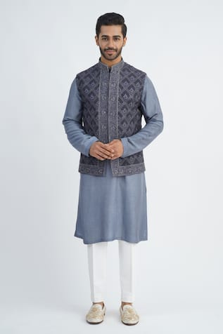 Embroidered Grey Bundi Jacket Set 