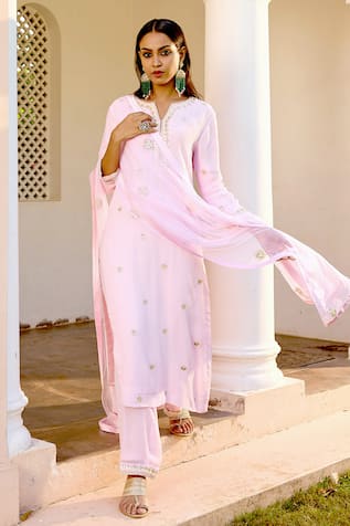 BBAAWRI Gota Embroidered Kurta Set 