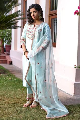 BBAAWRI Floral Yoke Embroidered Kurta Set 