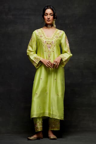 Anantaa By Roohi Silk Chanderi Zardozi Work Kurta & Pant Set 