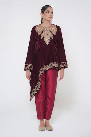 Wazir C Kashmiri Tilla Embroidered Velvet Tunic With Pant 