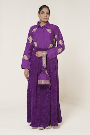 Wazir C Kashmiri Tilla Embroidered Shirt With Velvet Skirt 