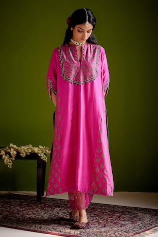 Vashisht Guru Dutt Embroidered Panelled Tunic & Pant Set 