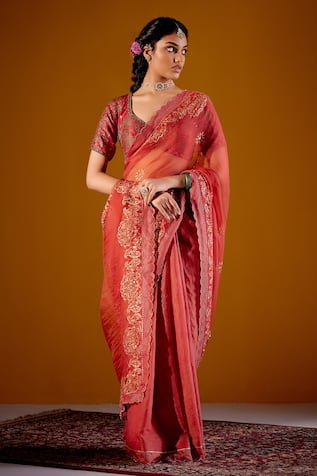 Vashisht Guru Dutt Block Print Scalloped Border Saree With Blouse 