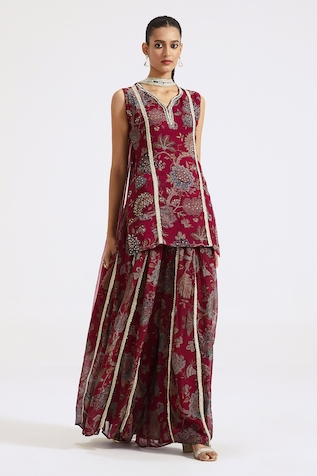 Basanti - Kapde Aur Koffee Blossom Print Kurta Sharara Set