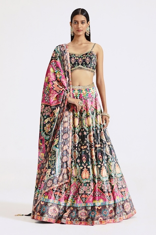 Basanti - Kapde Aur Koffee Velvet Floral Mandala Pattern Bridal Lehenga Set