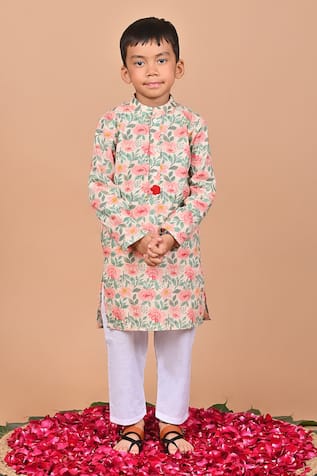 THE COTTON STAPLE Willow Crochet Placement Embroidered Kurta Set 