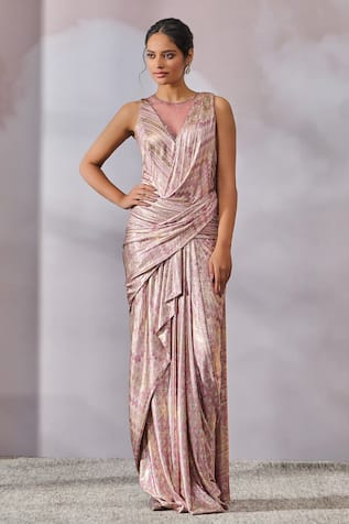 Tarun Tahiliani Chevron Stripe Pattern Concept Saree With Bodysuit 