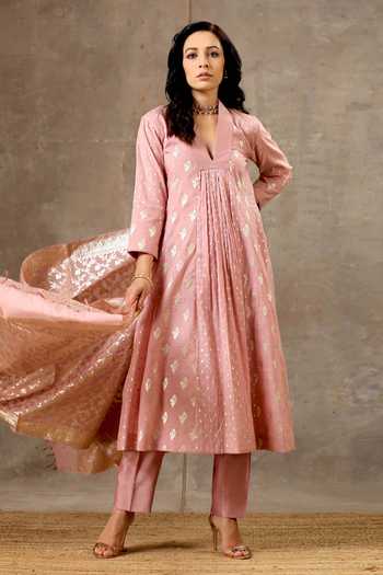Bbaawri Bouquet Woven Kurta Set 