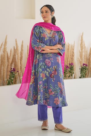 Pita Nila Fiza Floral Print Kurta Pant Set 