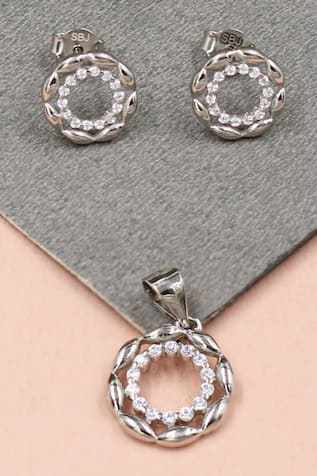 Round Stone Studded Pendant Set 
