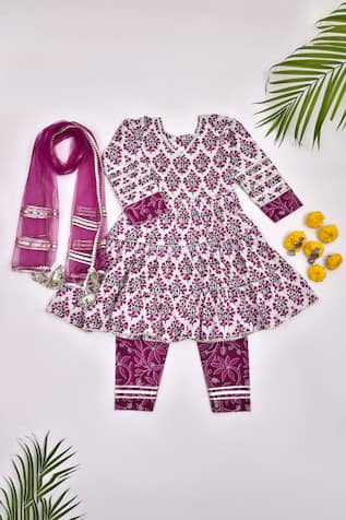 Yuvrani Jaipur Floral Print Kurta Pant Set 