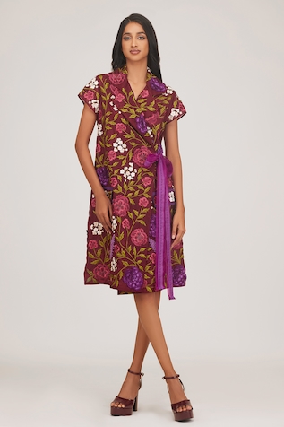 SHRIYA SOM Floral Embroidered Trench Coat Dress With Belt