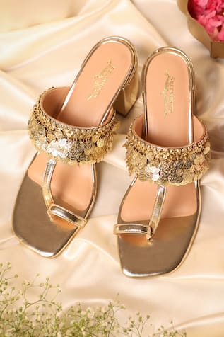 5Elements Aurora Coin Embellished Kolhapuri Heels 