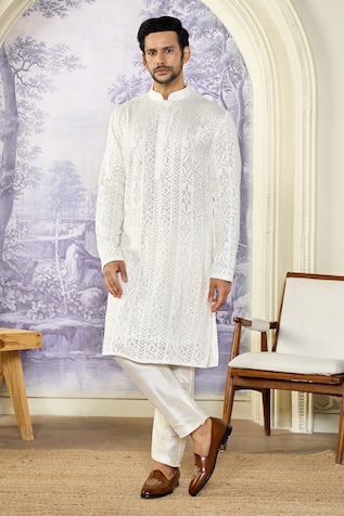 Kasbah x AZA Chikankari Embroidered Straight Kurta 