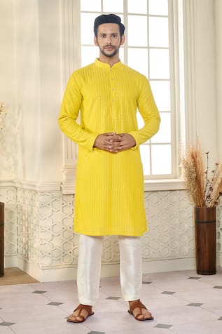 Kasbah x AZA Vine Aari Embroidered Kurta With Pant 