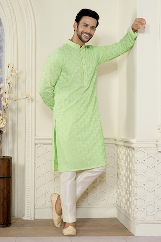 Kasbah x AZA Chikankari Thread Embroidered Kurta