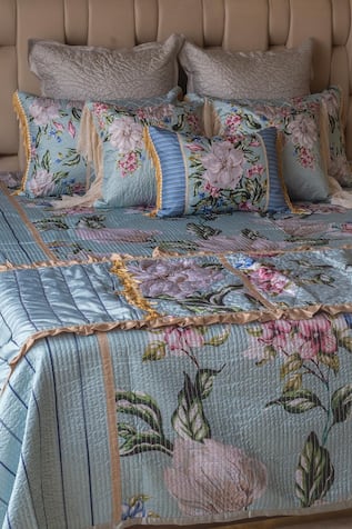 SITTARA WORKZ Floral English Summer Print Bedding Set 