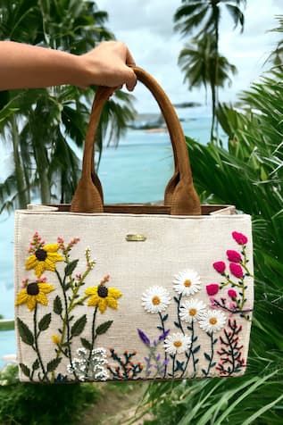 DHAAGA LIFE Garden Thread Embroidered Tote Bag 