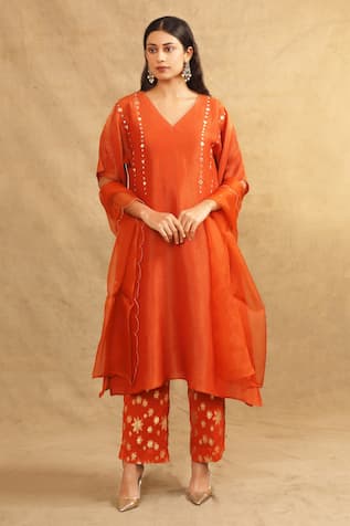 Trendy Tokari Mirror Placement Embroidered Kurta Set 