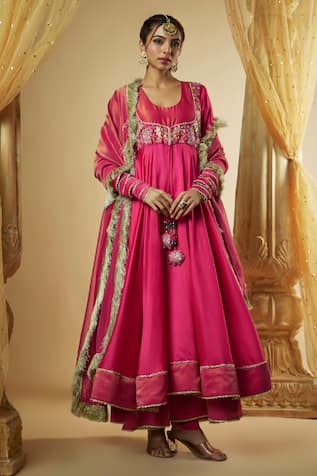 The Aarya Hand Embroidered Floral Motif Flared Anarkali Set 