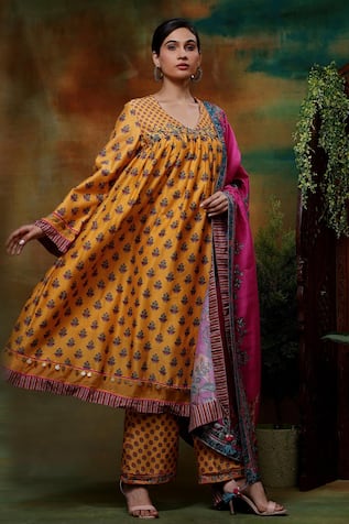 SAMVRIH Swarn Boota Print Anarkali Set 