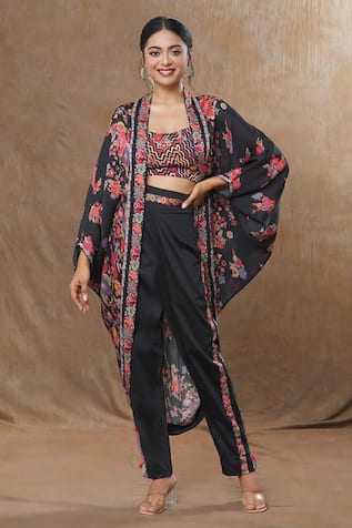 SHRADDHA RAMBHIA Flower Print Cape Pant Set 