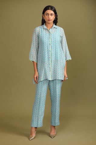 Trendy tokari Ditsy Print Kurta & Pant Set 