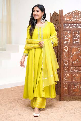 Buy Kameez Collection | Pant Sets, Tunics & Kurtis for Women Online - Aza  Fashions