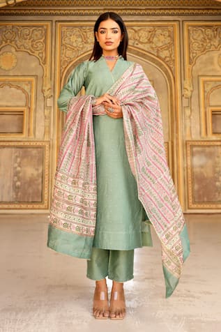 ASRUMO Chanderi Mukaish Embroidered Kurta Set 