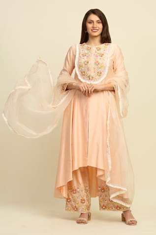 Priyanka Jain Chanderi Yoke Embroidered Kurta Set 